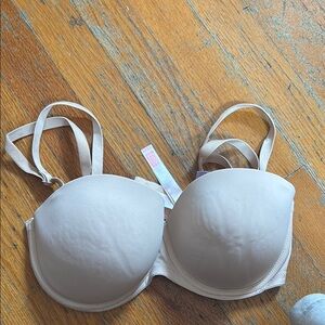 PINK Victoria's Secret Light Beige Bra